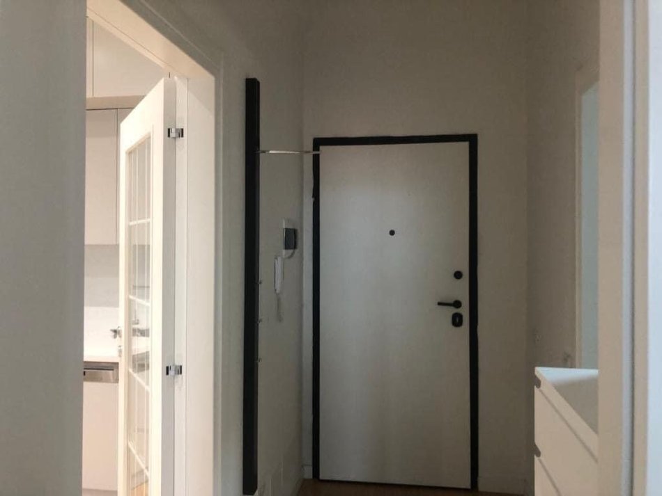 Tirane, jepet me qera apartament 1+1+Aneks Kati 8, 67 m² 550 € 