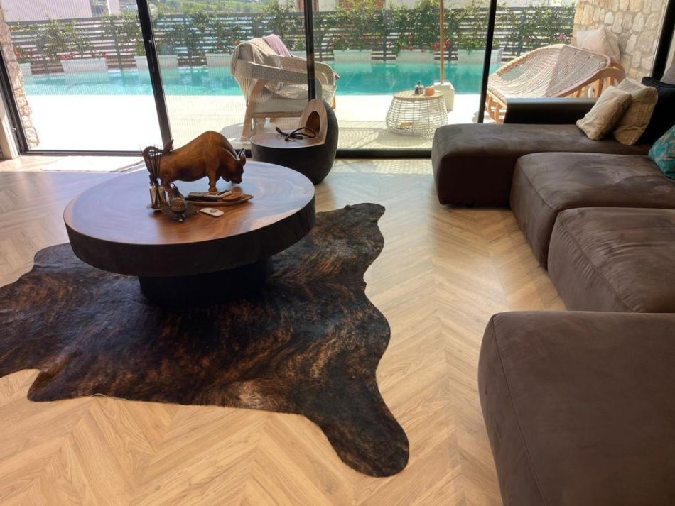 Tirane, shitet Vile 3 Katshe Kati 3, 800 m² 2.200.000 € (liqeni i farkes)
