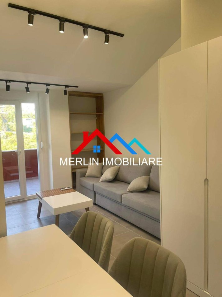 Tirane, jepet me qera apartament 1+1 Kati 5, 70 m² 450 € (Linze)