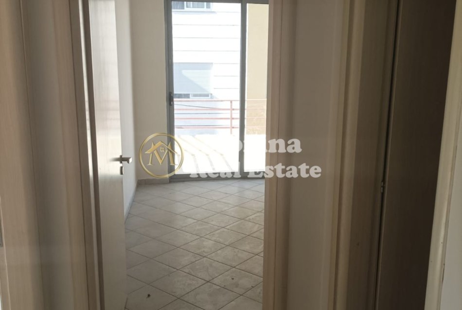 Tirane, jepet me qera apartament 2+1 Kati 3, 100 m² 350 € (Fresku)