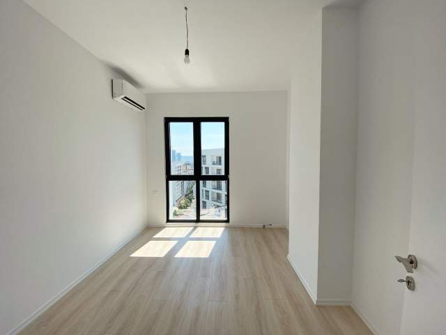 Tirane, jepet me qera apartament 3+1+BLK Kati 11, 125 m² 550 Euro (Rruga e Dibres)
