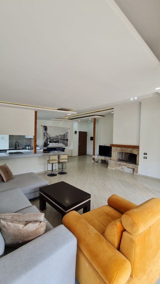 Shqiperi, shes apartament 2+1+Aneks+Ballkon Kati 7, 172 m² 275.000 € (Fz Liqeni i Thate)