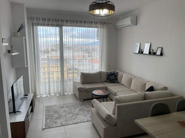 Tirane, jepet me qera apartament 1+1+BLK Kati 7, 70 m² 400 Euro (Rruga Kongresi Manastirit)