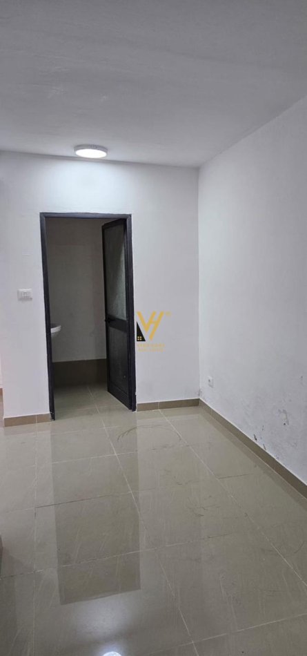 Tirane, jepet me qera dyqan Kati 0, 30 m² 300 € (QYTETI I STUDENTI)