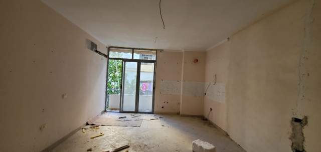 Tirane, shitet apartament 63 m² 55.000 Euro