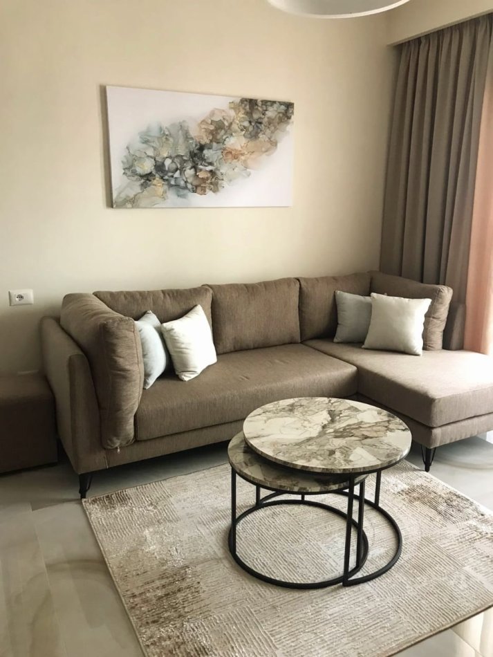 Tirane, jepet me qera apartament 2+1+Aneks+Ballkon Kati 15, 111 m² 1.200 € (rruga e kavajes)