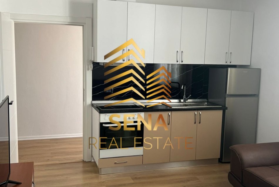 Tirane, jepet me qera apartament 2+1 Kati 3, 105 m² 450 € (Rruga e Dibres)