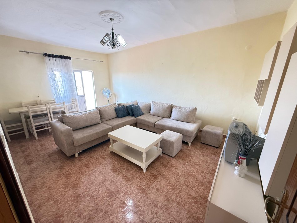 Tirane, shitet apartament 1+1 Kati 5, 52 m² 84.480 € (kinostudio)