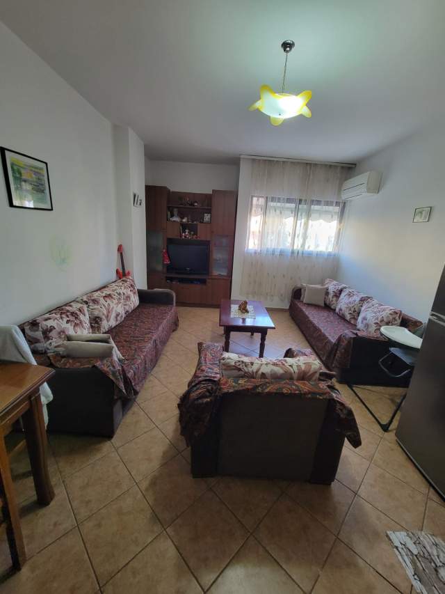 Tirane, shitet apartament Kati 1, 89 m² 135.000 Euro (rruga Besim Fagu)