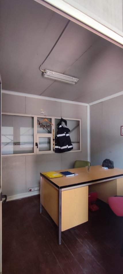 Tirane, jepet me qera magazine Kati 0, 205 m² 1.500 € (City Park, Autostrade Tirane - Durres)