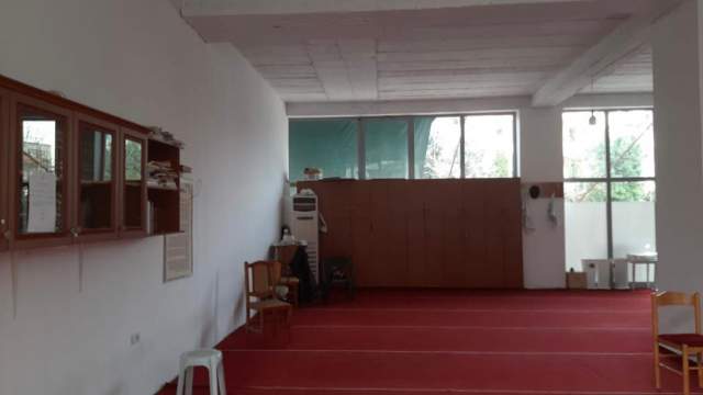 Tirane, shitet dyqan 90 m² 1.125.000 Euro
