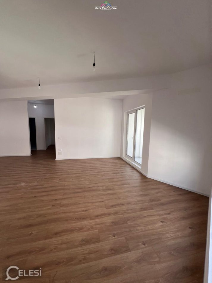 Tirane, shes apartament 2+1 Kati 5, 94 m² 131.000 € (ali demi)