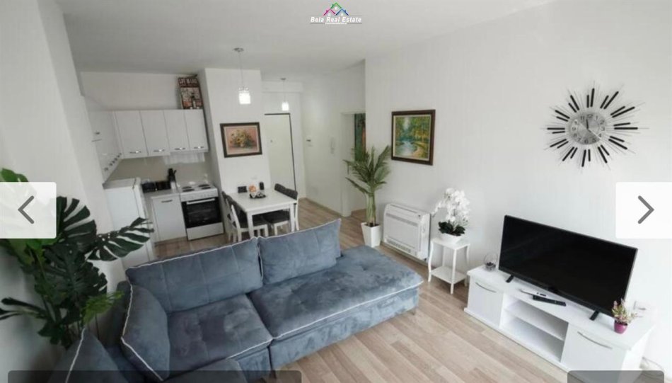 Tirane, jepet me qera apartament 1+1+Ballkon Kati 3, 66 m² 750 € (qender)