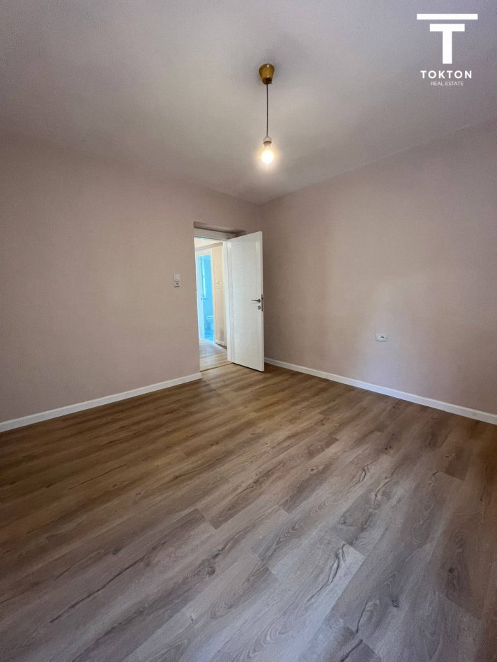 SHITET, APARTAMENT 1+1, KINOSTUDIO, TIRANË,TT 801