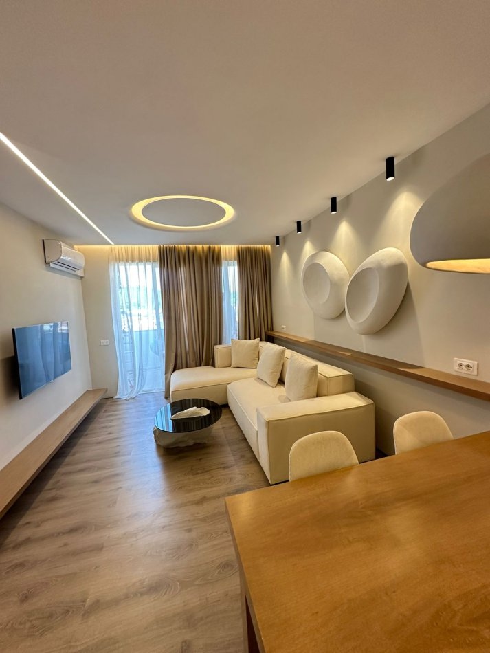 Tirane, jepet me qera 1+1, Kati 6, 75 m² 450 € (Yzberish, pallatet Dilo)