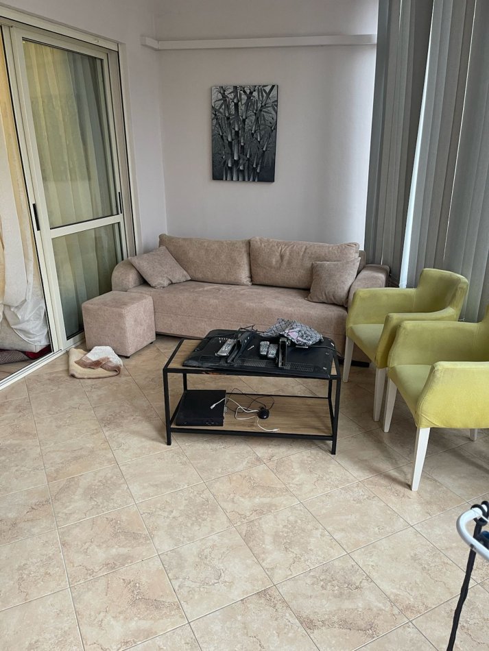 Tirane, jepet me qera apartament 3+1+Ballkon , 106 m² 800 € (Kopshti Zologjik)