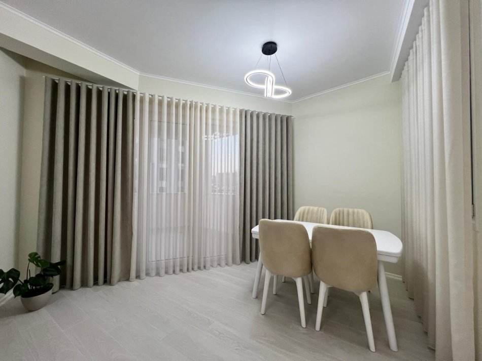 Tirane, jepet me qera apartament 2+1 Kati 2, 103 m² 750 € (River Residence)