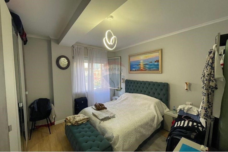 Tirane, shitet apartament 1+1 Kati 4, 74 m² 128.000 € (teodor keko)