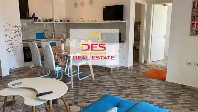 Vlore, jepet me qera apartament Kati 11, 90 m² 350 Euro