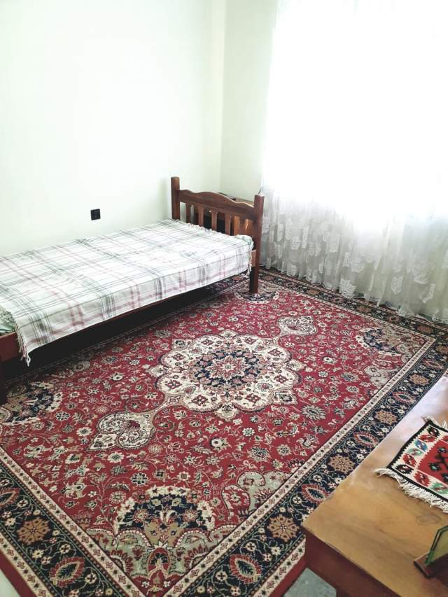 Tirane, shes apartament 2+1+BLK Kati 0, 63 m² 95.000 Euro (M. Shyri)