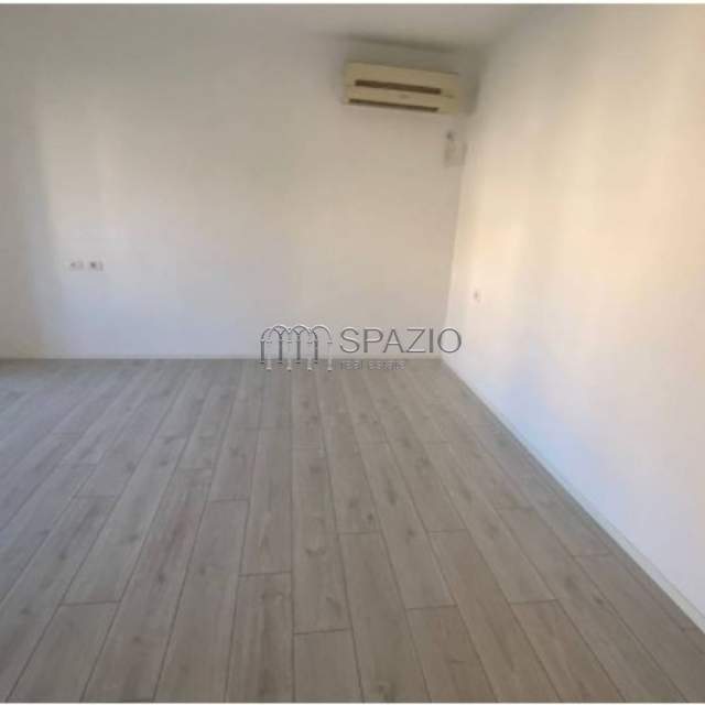 Tirane, shitet apartament 2+1+BLK Kati 3, 82 m² 85.000 Euro (Brryli)