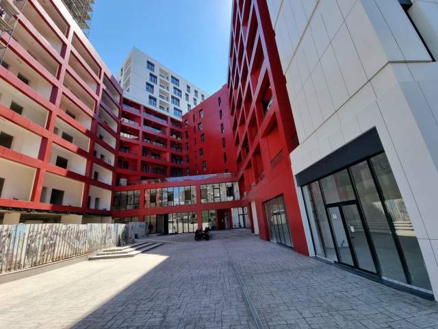 Tirane, jepet me qera ambjent biznesi Kati 0, 94 m² 1.500 Euro (Rruga e Dibrës - Farmacia 10, Shqipëri)