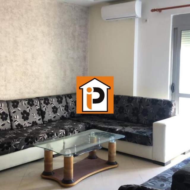 Durres, shitet apartament 1+1 Kati 3, 77 m² 40.000 Euro (L.13 Durres)
