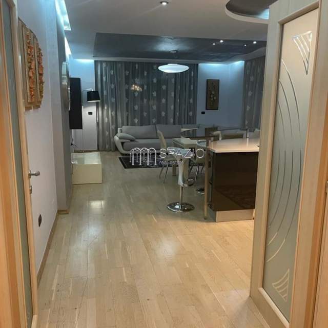 Tirane, shitet 3+1+BLK Kati 2, 212 m² 2.000 Euro/m2 (Ish Ekspozita)