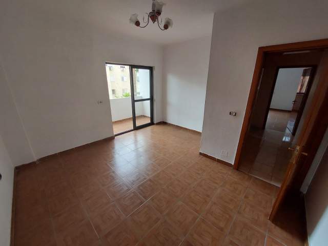 Shitet Apartament 2+1+2 tek Harry Fultz 128 m² 125.000 Euro