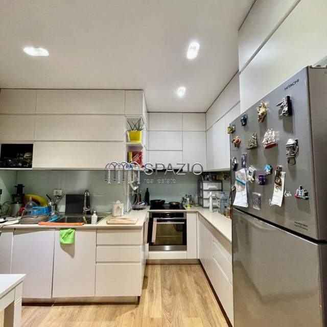 Tirane, shitet apartament duplex 3+1+BLK Kati 6, 172 m² 260.000 Euro (Selvia)