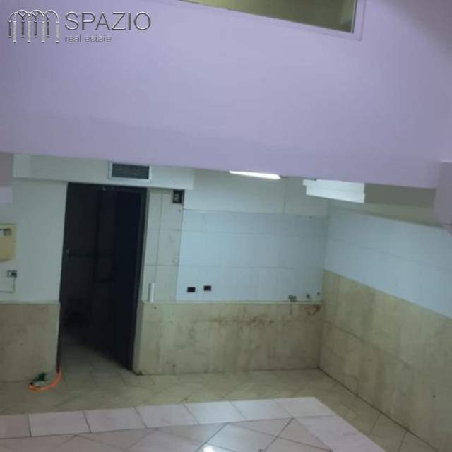Tirane, shitet dyqan Kati 0, 70 m² 159.000 Euro (Rruga ''Elbasanit'')