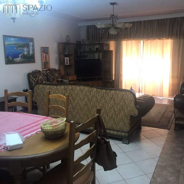 Tirane, shitet apartament 3+1+BLK Kati 7, 163 m² 1.400 Euro/m2 (Komuna e Parisit)