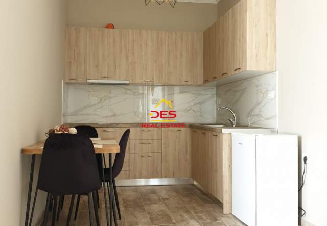 Shqiperi, jepet me qera apartament Kati 11, 75 m² 250 Euro (Rruga Sadik Zotaj, Vlorë)