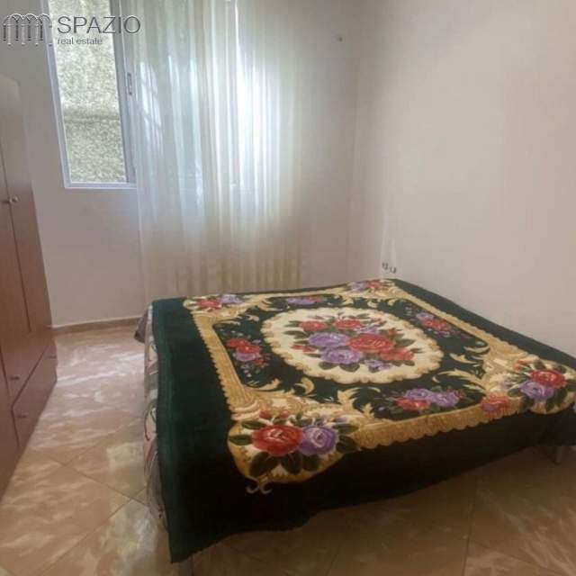 Tirane, shitet apartament 2+1 Kati 1, 90 m² 50.000 Euro (Rruga ''Thesarit'')
