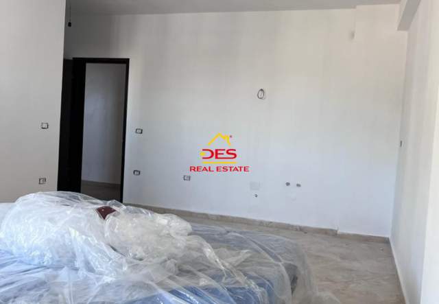 Vlore, shitet garsonier Kati 4, 44.000 Euro (Rruga Çamëria, Vlorë)