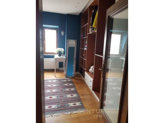 Tirane, shitet apartament 2+1 Kati 5, 125 m² 215.000 Euro (Komuna e Parisit)