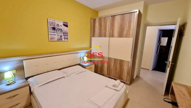 Vlore, shitet apartament 60 m² 95.000 Euro (Rruga Aleksander Moisiu)