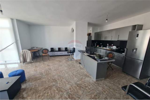 Tirane, shitet apartament 3+1+BLK Kati 12, 141 m² 170.000 Euro (Bulevardi i Ri)