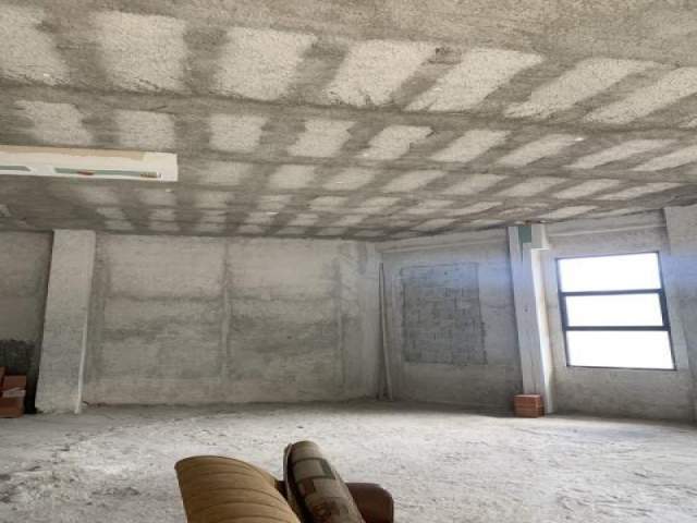 Tirane, shes dyqan Kati 0, 125 m² 75.000 Euro