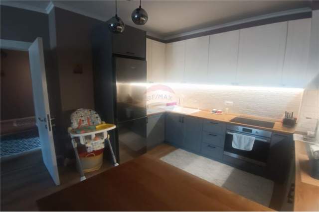 Tirane, shitet apartament 110 m² 154.000 Euro (zogu i zi)