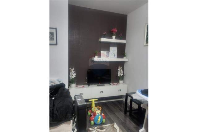 Tirane, shitet apartament 1+1 Kati 5, 59 m² 48.700 Euro (Prane Qtu)