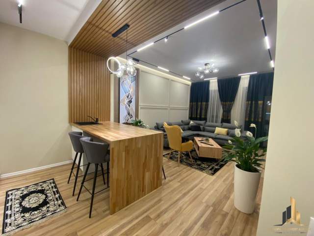 Tirane, jepet me qera apartament 1+1+BLK Kati 6, 75 m² 850 Euro (Square 21)