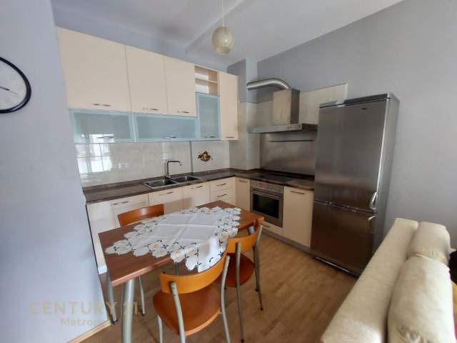 Shqiperi, jepet me qera apartament 1+1+BLK Kati 2, 68 m² 350 Euro (Rruga Bedri Karapici)