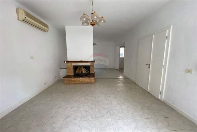 Tirane, shitet Vile 3+1+A+BLK Kati 4, 225 m² 395.000 Euro (Ifran Tomini)