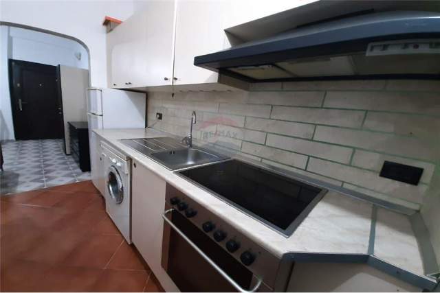 Tirane, jepet me qera Kati 2, 55 m² 430 Euro (5 Maji)