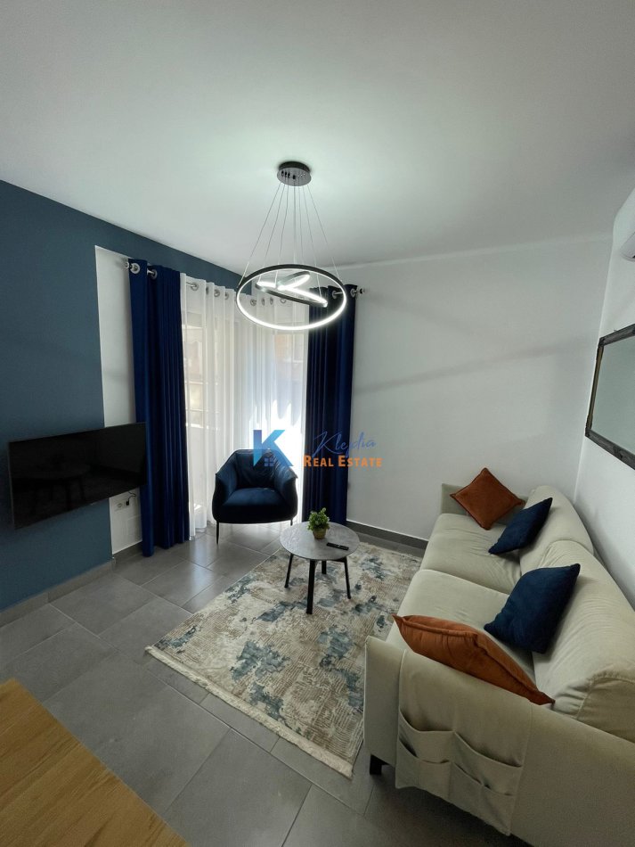 Tirane, jap me qera apartament 1+1+Ballkon, Kati 2, 60 m² 650 € (21 Dhjetori)