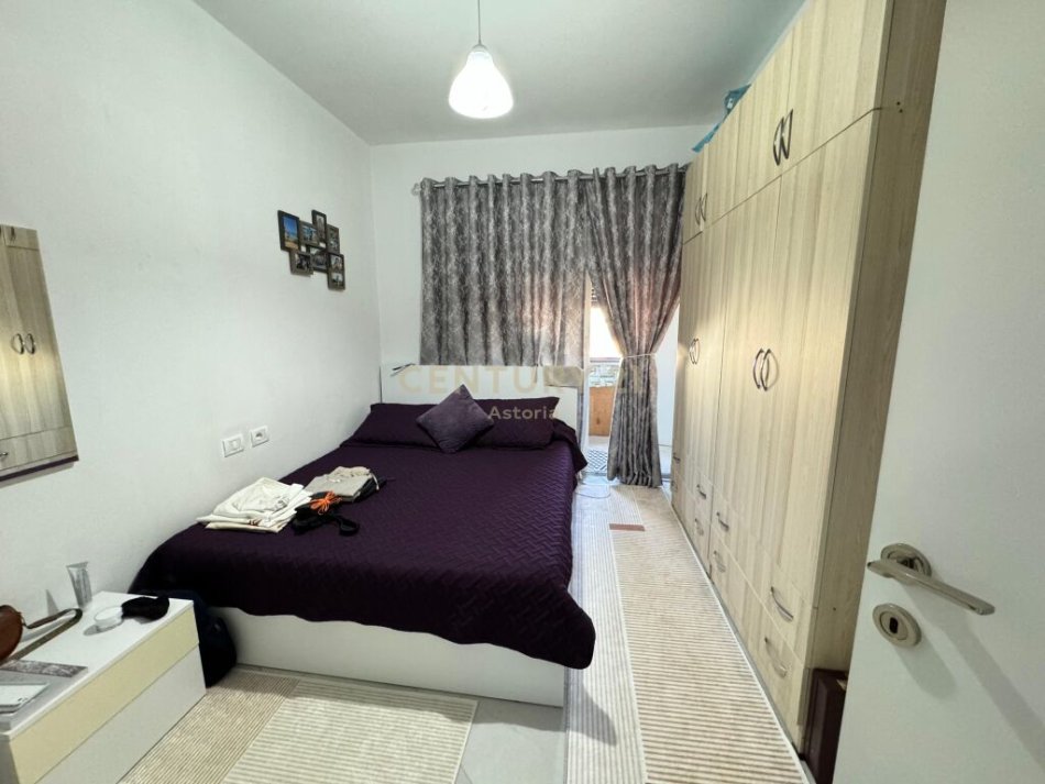 Tirane, shitet apartament 2+1 Kati 4, 106 m² 162.000 € (ali dem)