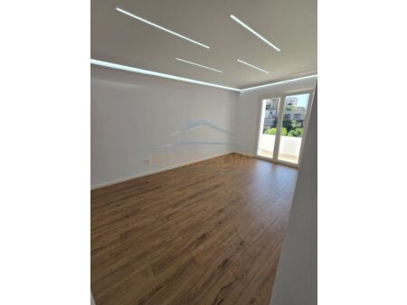 Tirane, shitet apartament 2+1 Kati 3, 73 m² 173.000 € (prane Institutit te Higjenes, rruga e Elbasanit, Tirane AREA42610)