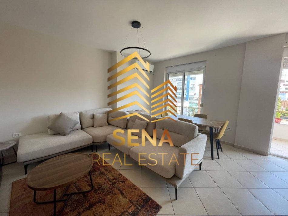Tirane, jepet me qera apartament 2+1 , 115 m² 850 € (Rruga e Kavajes)