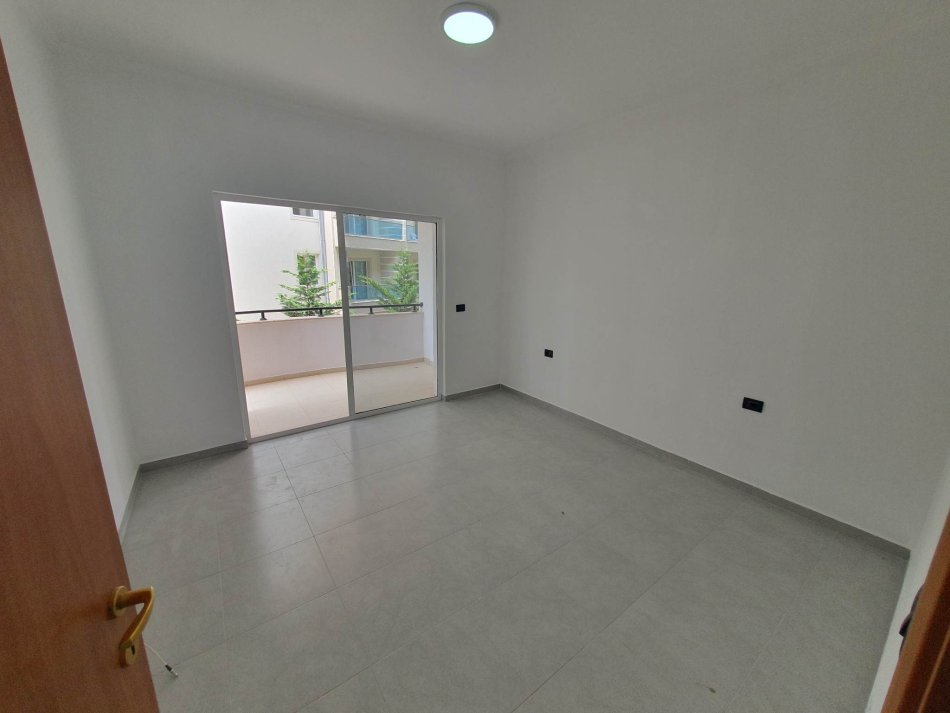 SHITET: Super apartament 1+1/Pogradec_zona: Tushemisht